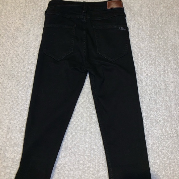 hollister black, ripped skinny jeans - Picture 3 of 3